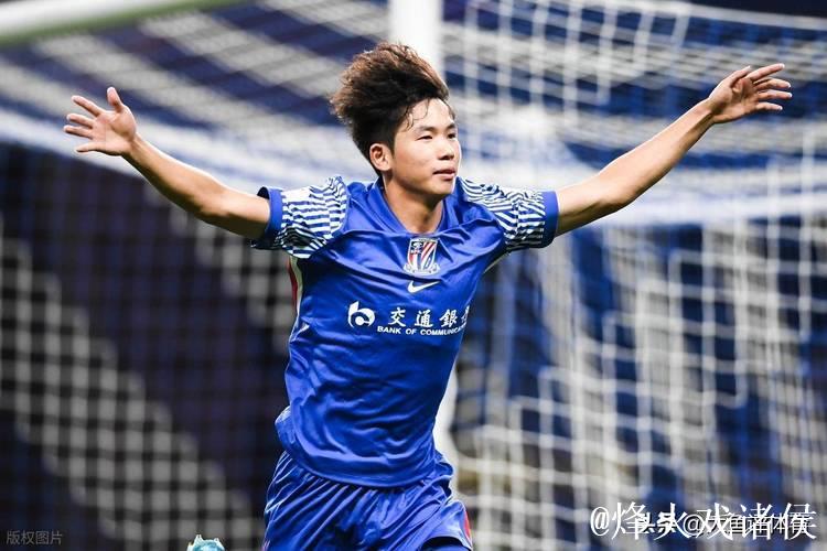 特谢拉全面展现控球与防守实力,续约前景引关注 特谢拉全面展现控球与防守实力,续约前景引关注